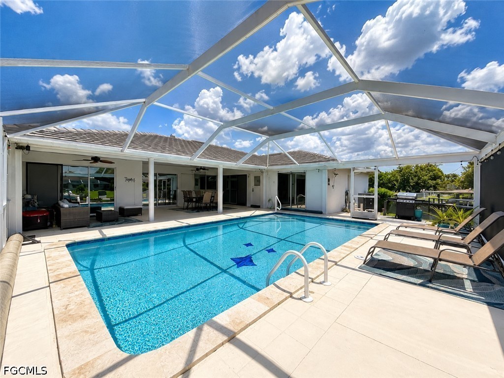 3 Bed Pool Home for Sale in Cape Coral, photo 29