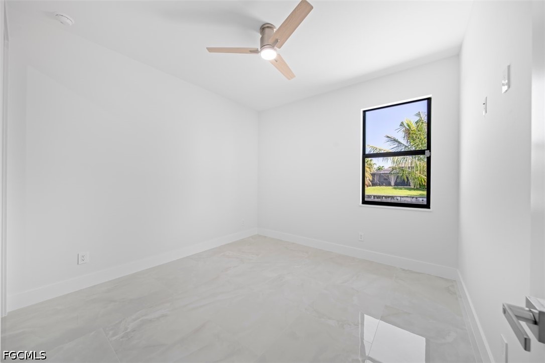 3 Bed Pool Home for Sale in Cape Coral, photo 29
