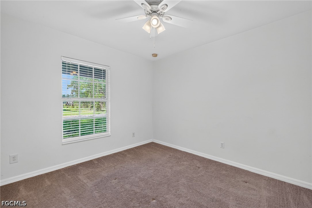 3 Bed SingleFamilyResidence for Sale in Lehigh Acres, photo 29