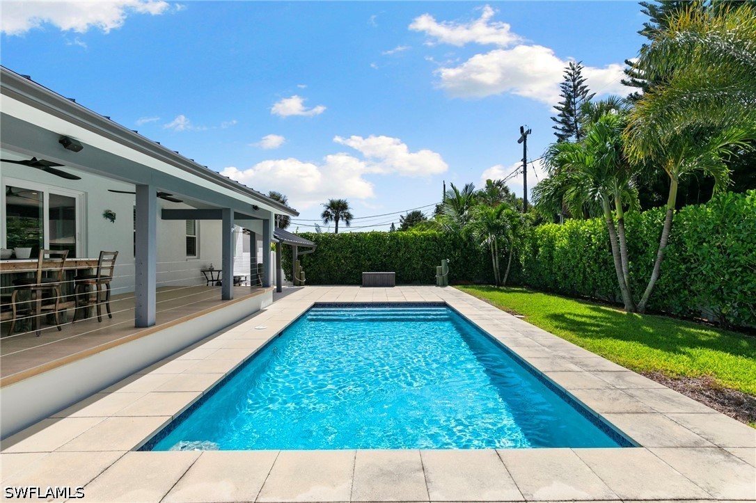 3 Bed Pool Home for Sale in Marco Island, photo 29