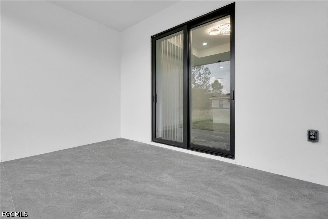 2 Bed Duplex for Sale in Lehigh Acres, photo 29