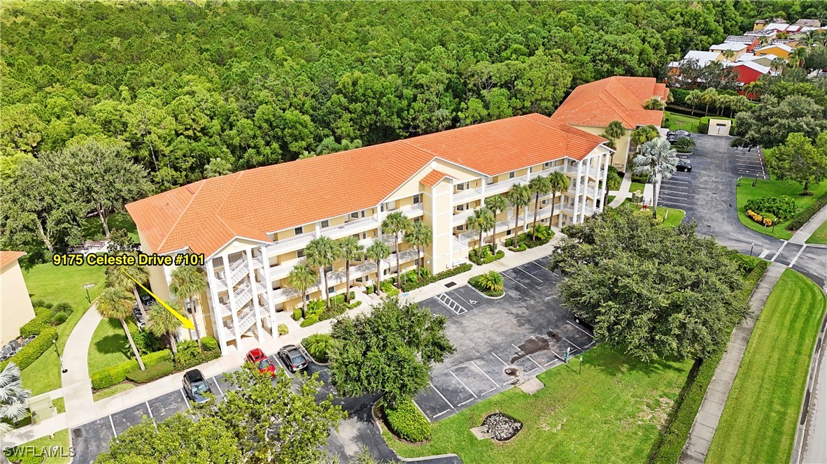 2 Bed Condominium for Sale in Naples, photo 30
