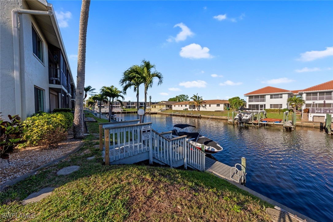 2 Bed Waterfront Home for Sale in Cape Coral, photo 30