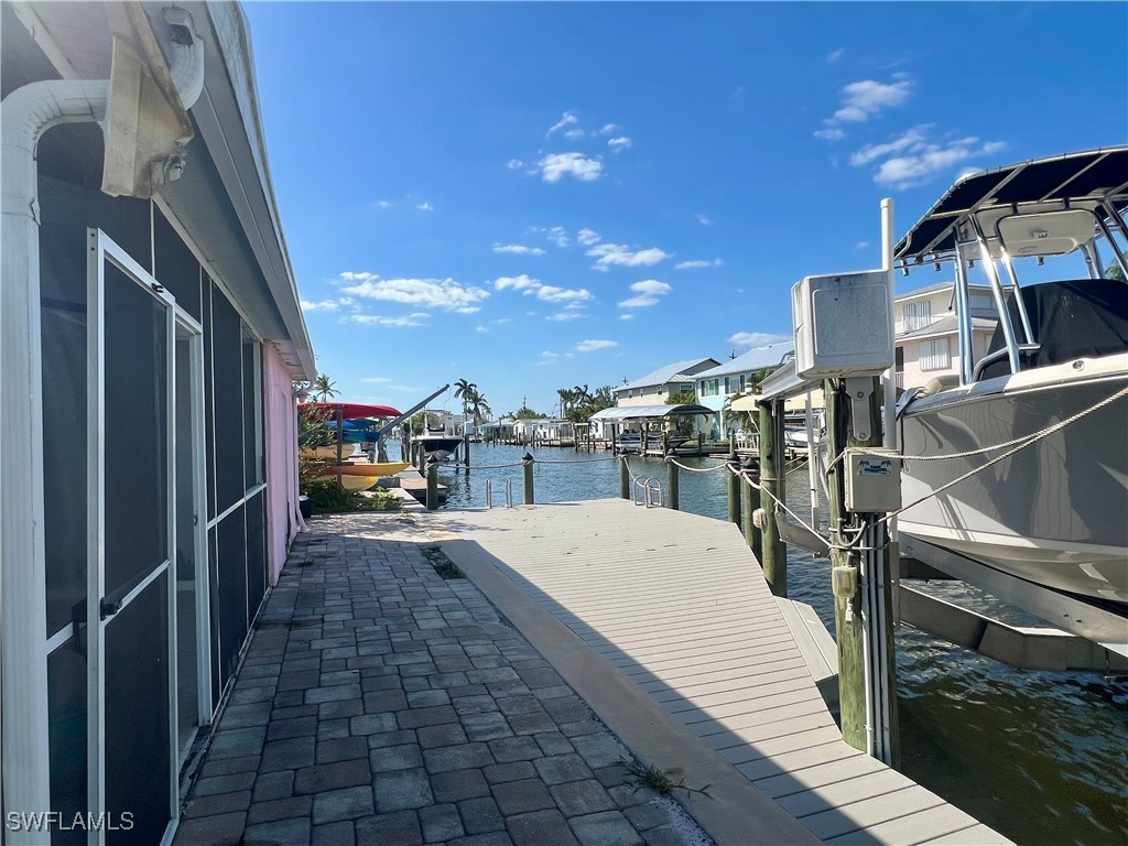 2 Bed Waterfront Home for Sale in Matlacha, photo 30