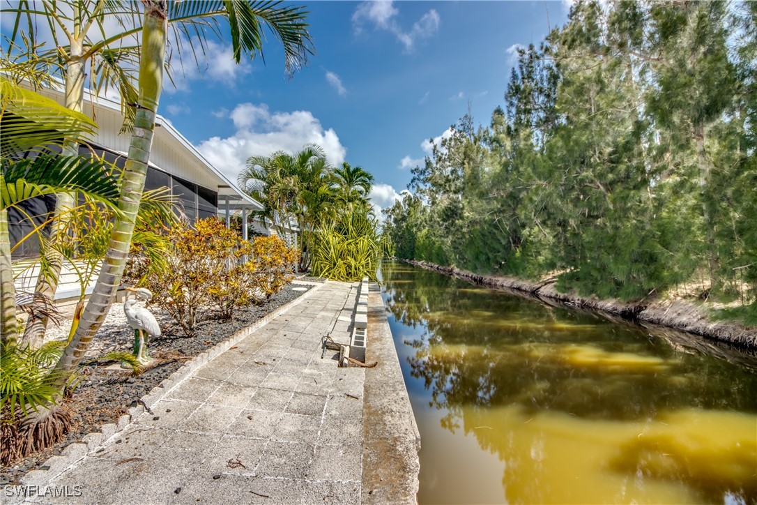 2 Bed Waterfront Home for Sale in Pine Island Cove, photo 30