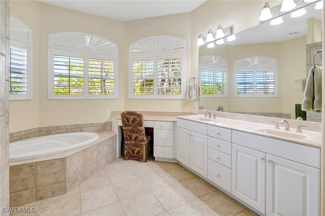 3 Bed Pool Home for Sale in Cape Coral, photo 30