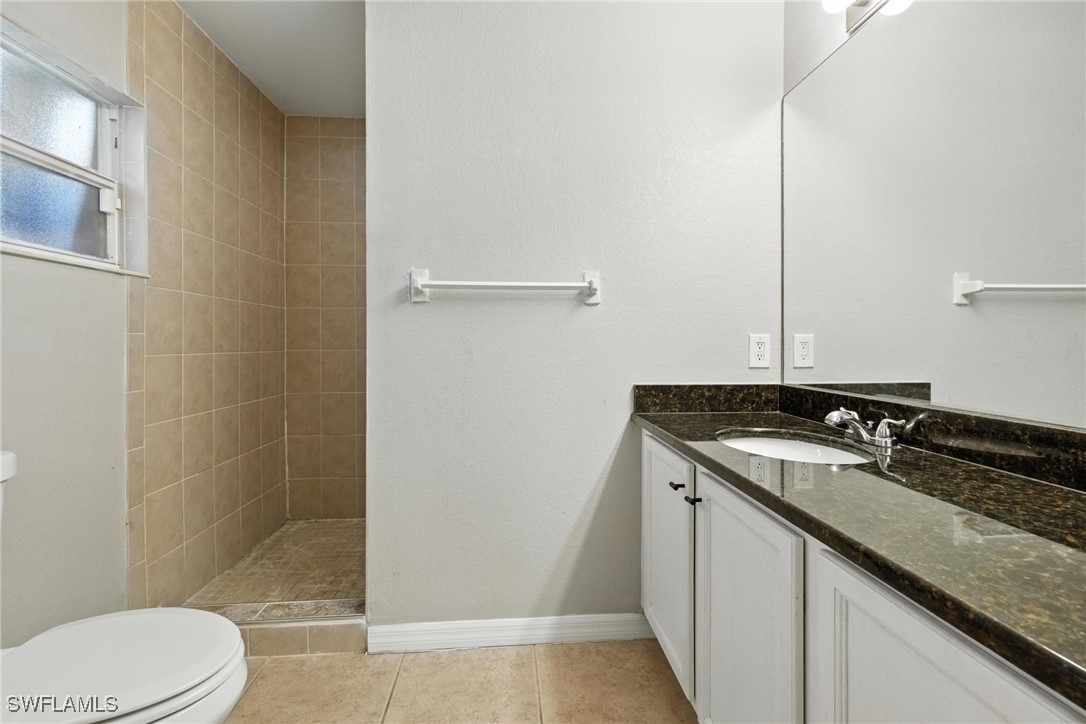 3 Bed SingleFamilyResidence for Sale in Fort Myers, FL — photo 30