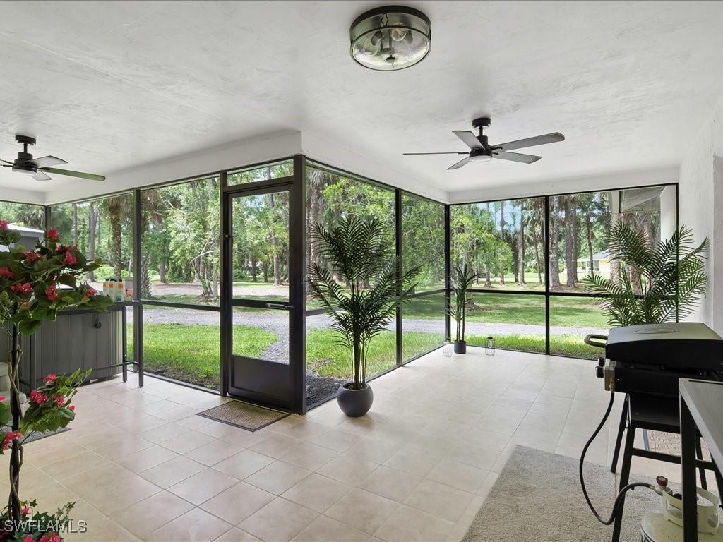 3 Bed SingleFamilyResidence for Sale in Naples, FL — photo 30