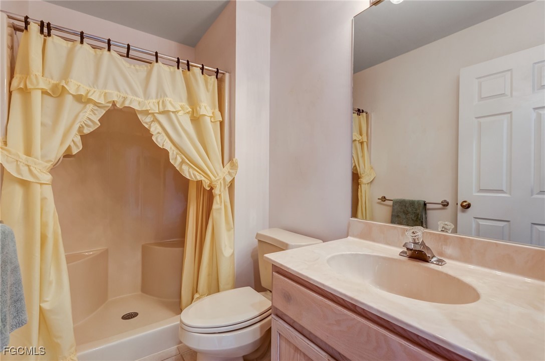 3 Bed SingleFamilyResidence for Sale in Fort Myers, FL — photo 30