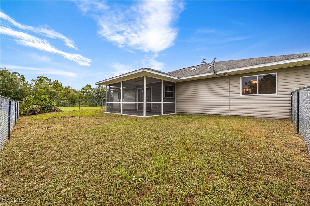 3 Bed SingleFamilyResidence for Sale in Horseshoe Acres, photo 30