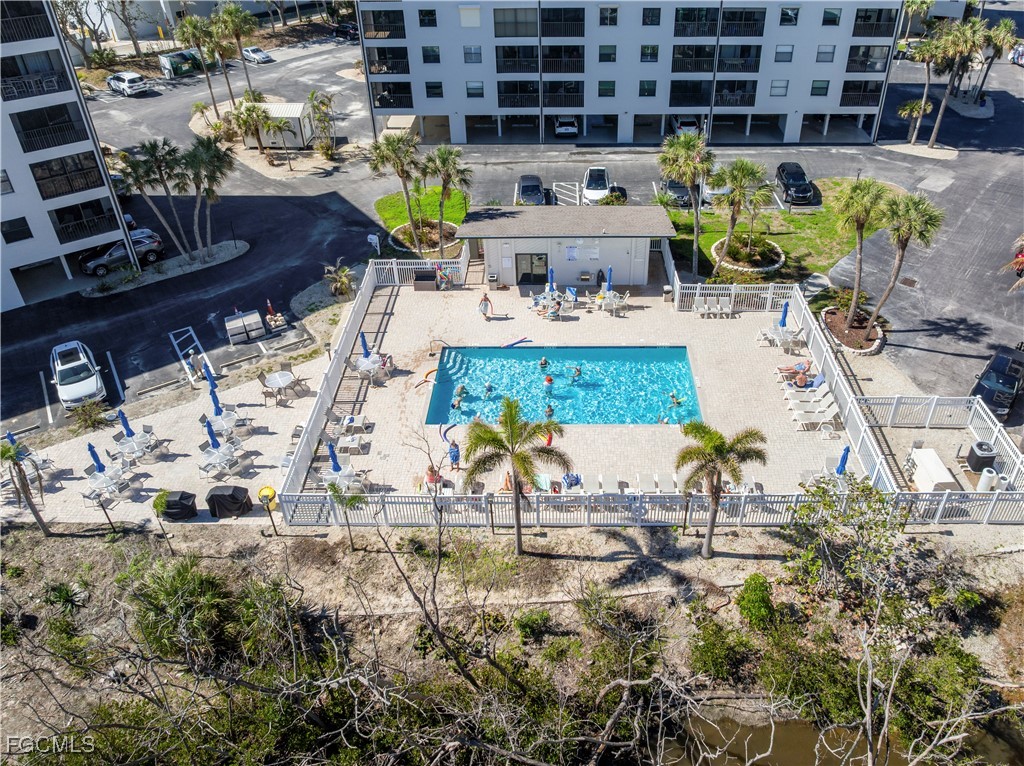 2 Bed Condominium for Sale in Fort Myers Beach, FL, $410,000 — photo 30