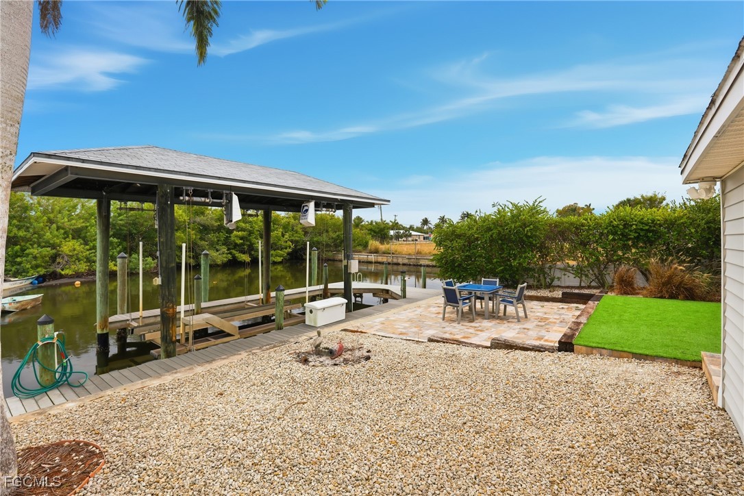 2 Bed Waterfront Home for Sale in Bokeelia, photo 30