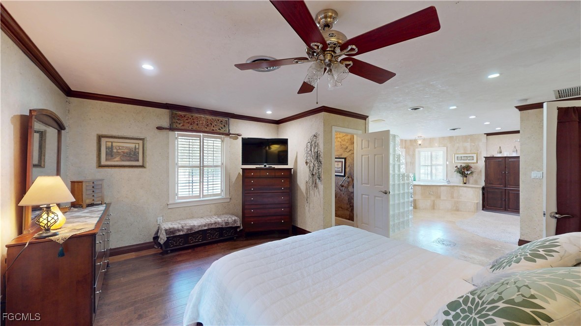 3 Bed Pool Home for Sale in Meadows, photo 30