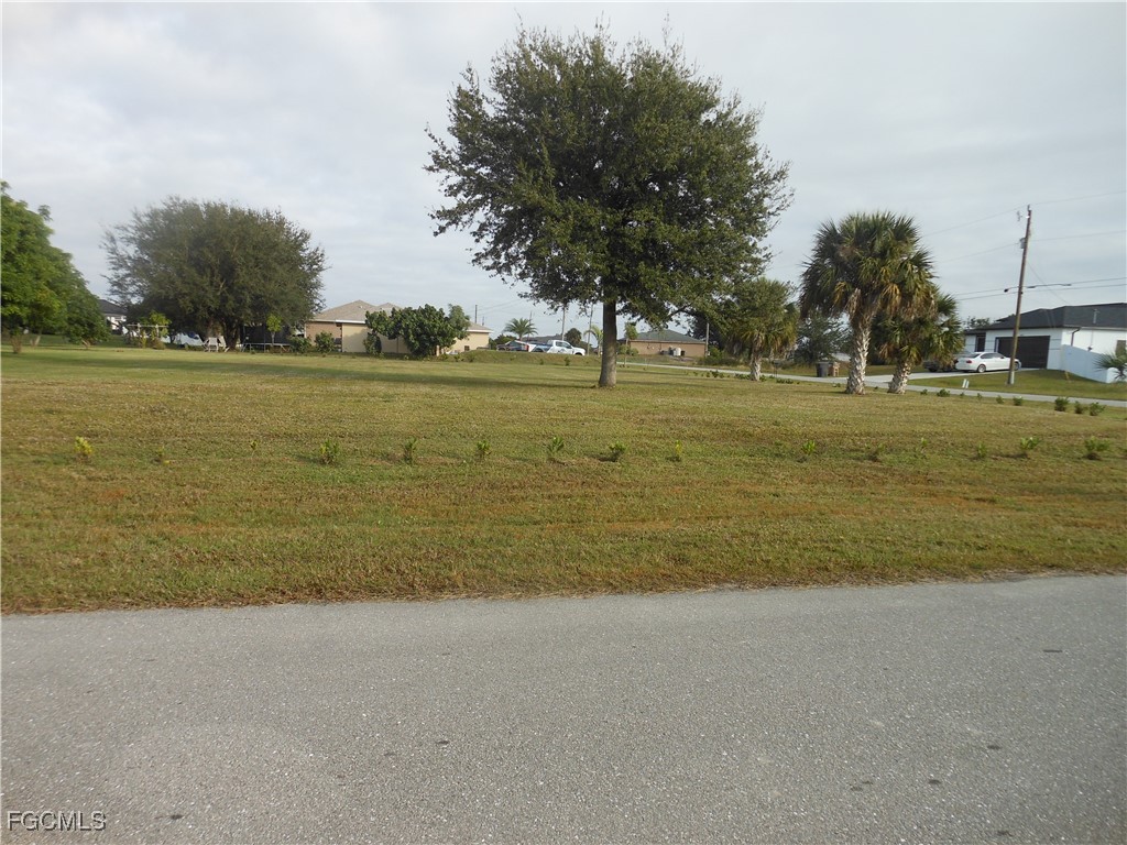 3 Bed SingleFamilyResidence for Sale in Lehigh Acres, FL — photo 30