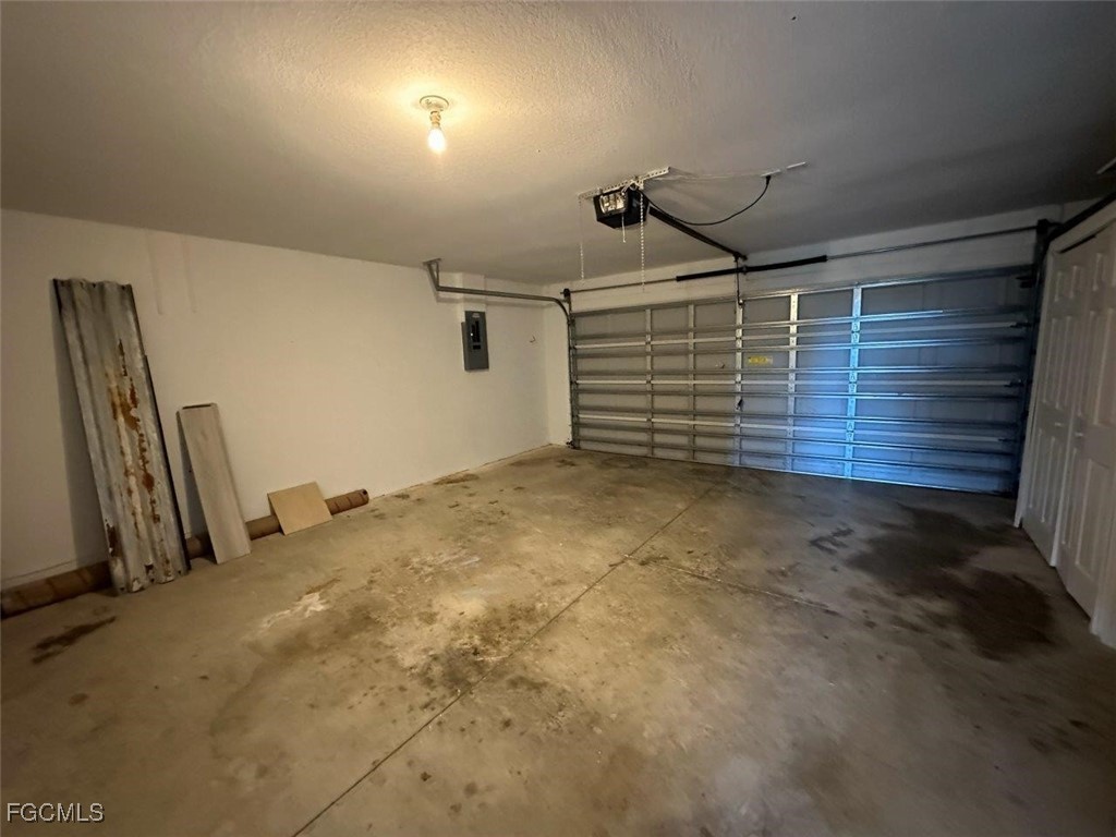 3 Bed Waterfront Home for Sale in Cape Coral, FL, $289,000 — photo 30