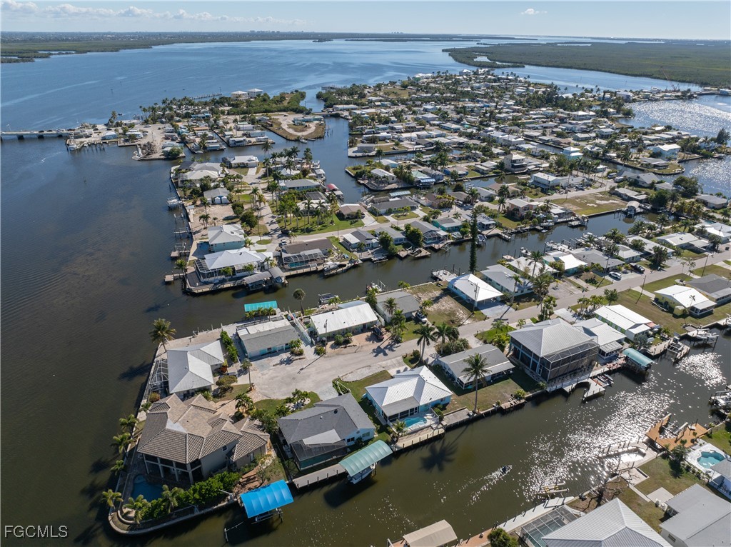 2 Bed Waterfront Home for Sale in Matlacha, FL, $339,000 — photo 30