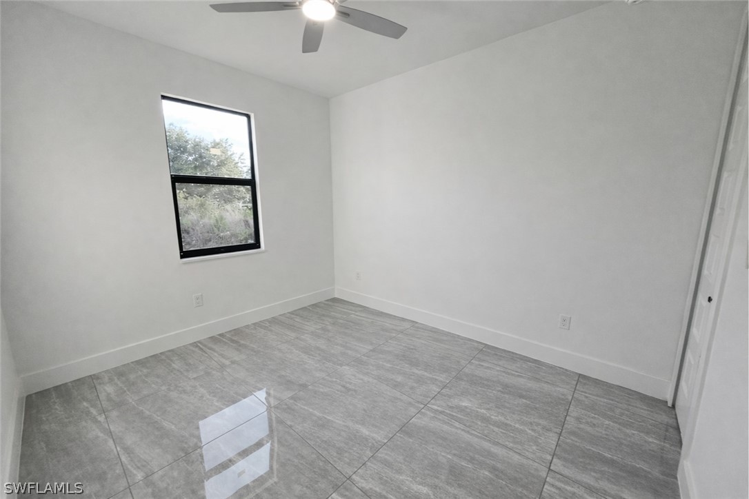 3 Bed SingleFamilyResidence for Sale in Lehigh Acres, photo 30