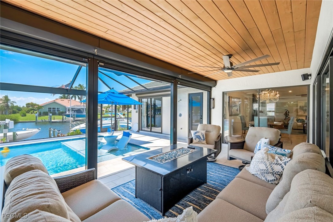 3 Bed Pool Home for Sale in Palm Acres, photo 30