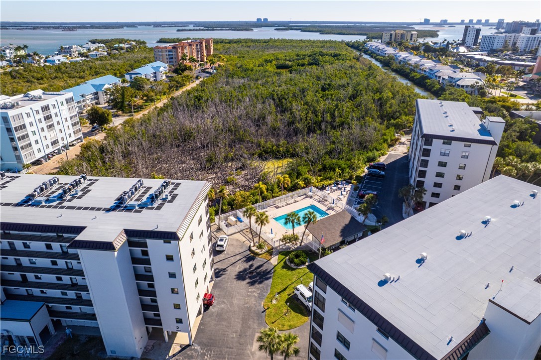 2 Bed Condominium for Sale in Fort Myers Beach, FL, $324,900 — photo 30