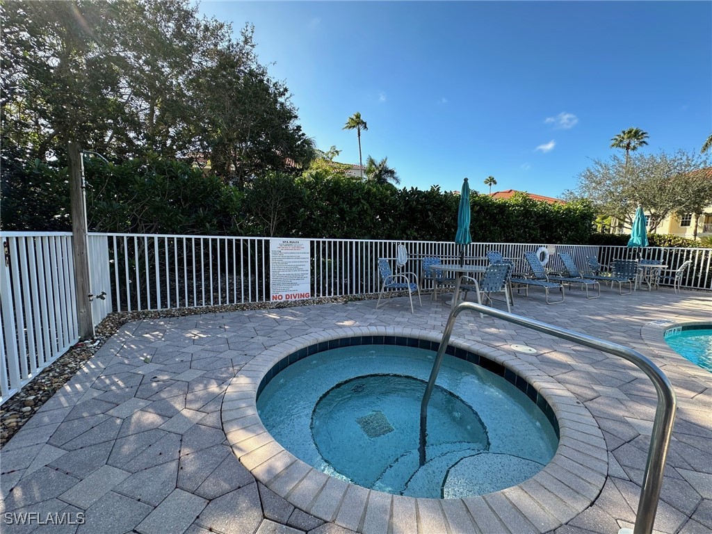 2 Bed Condominium for Sale in Lake Barrington, photo 30