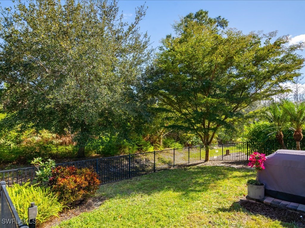 3 Bed SingleFamilyResidence for Sale in Naples, FL, $699,000 — photo 30