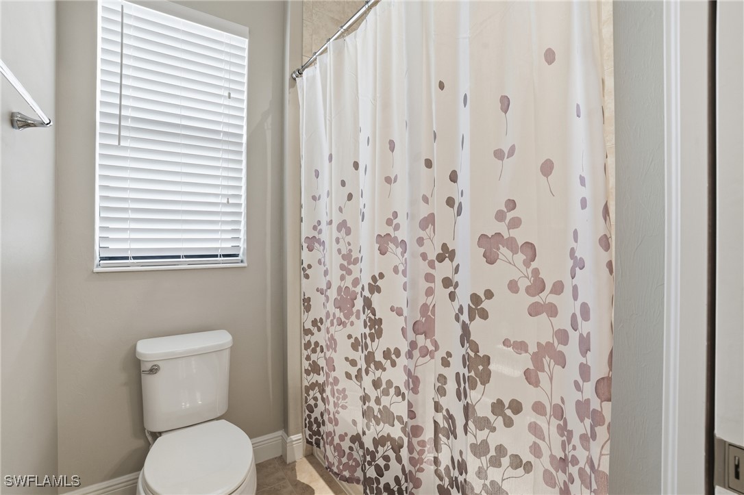 4 Bed SingleFamilyResidence for Sale in Naples, photo 30