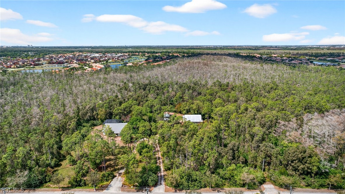 2 Bed SingleFamilyResidence for Sale in Fort Myers, FL — photo 30