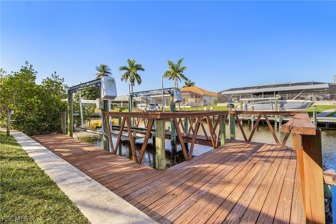 3 Bed Pool Home for Sale in Cape Coral, photo 30