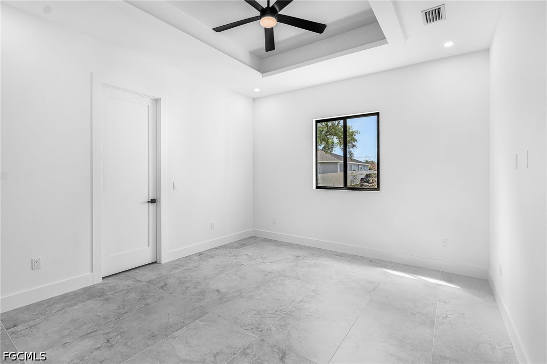 3 Bed SingleFamilyResidence for Sale in Lehigh Acres, photo 30