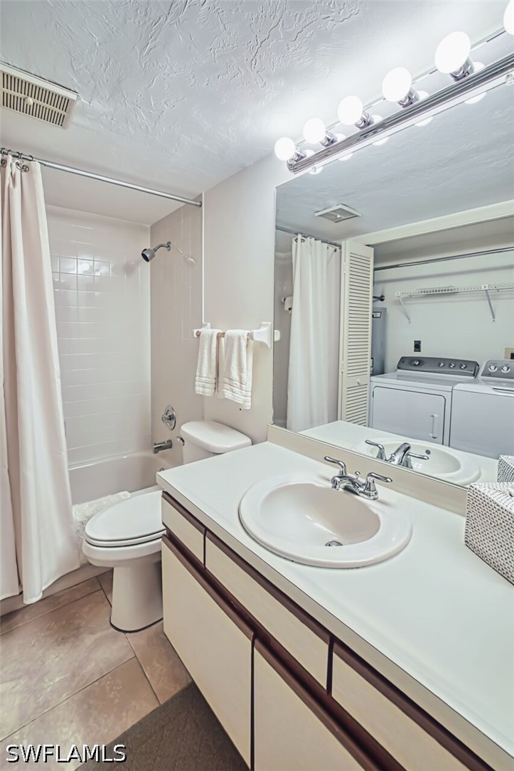 2 Bed Waterfront Home for Sale in Fort Myers, photo 30