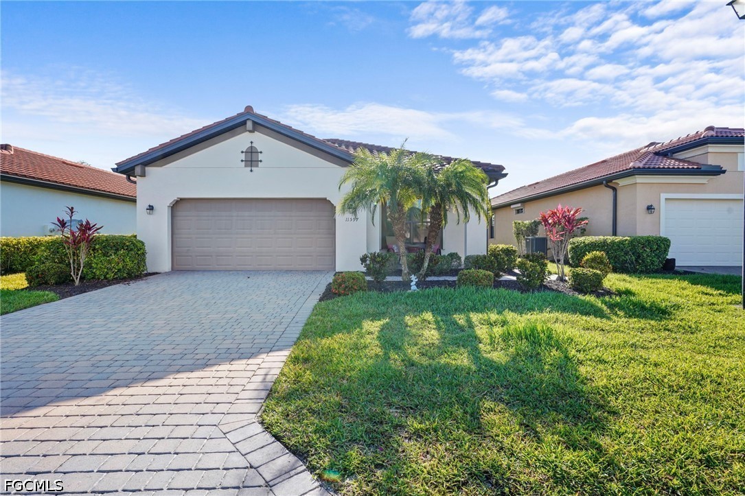 2 Bed Waterfront Home for Sale in Fort Myers, photo 30