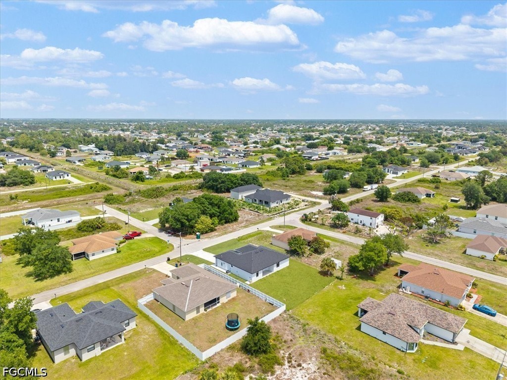 4 Bed SingleFamilyResidence for Sale in Lehigh Acres, photo 30