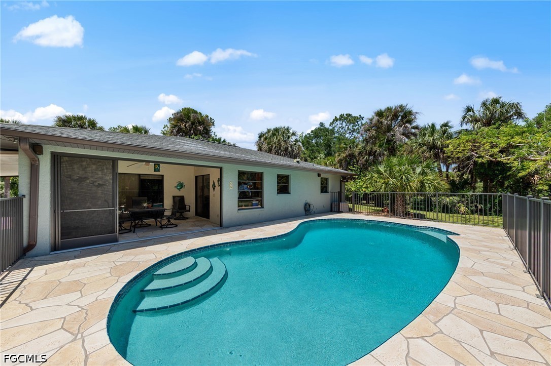 2 Bed Pool Home for Sale in Naples, photo 30