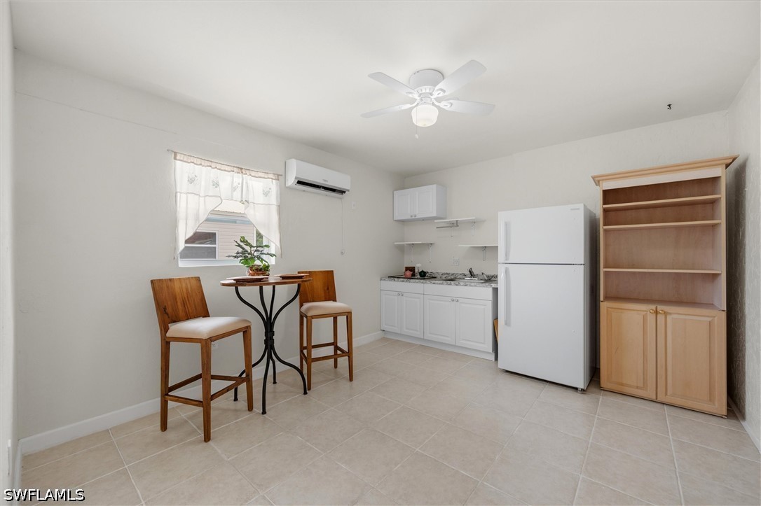 3 Bed SingleFamilyResidence for Sale in Naples, photo 30