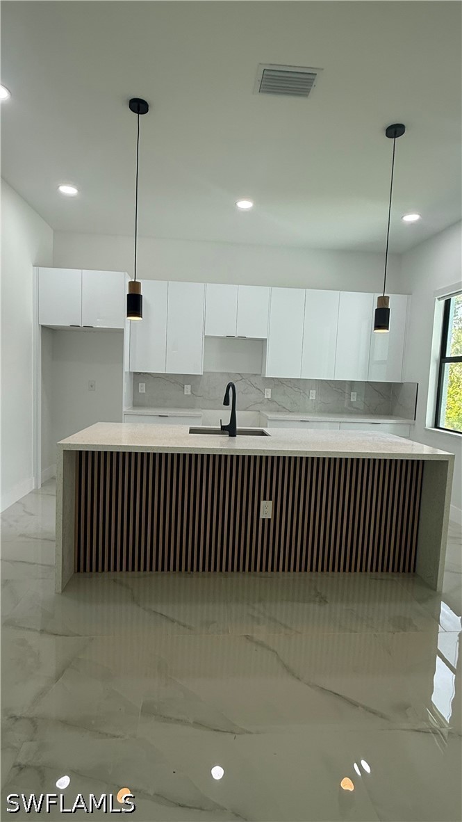 4 Bed SingleFamilyResidence for Sale in Lehigh Acres, photo 30