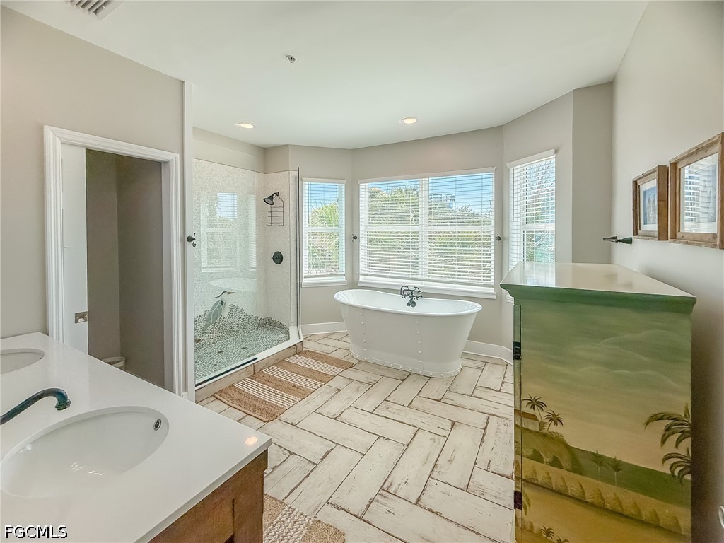 4 Bed Pool Home for Sale in Upper Captiva, photo 30