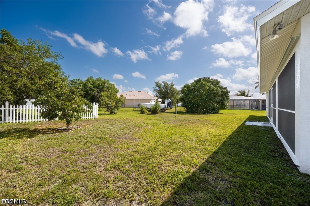 3 Bed SingleFamilyResidence for Sale in Cape Coral, photo 30