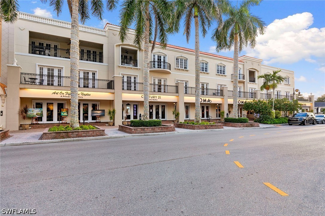 2 Bed Condominium for Sale in Naples, photo 30