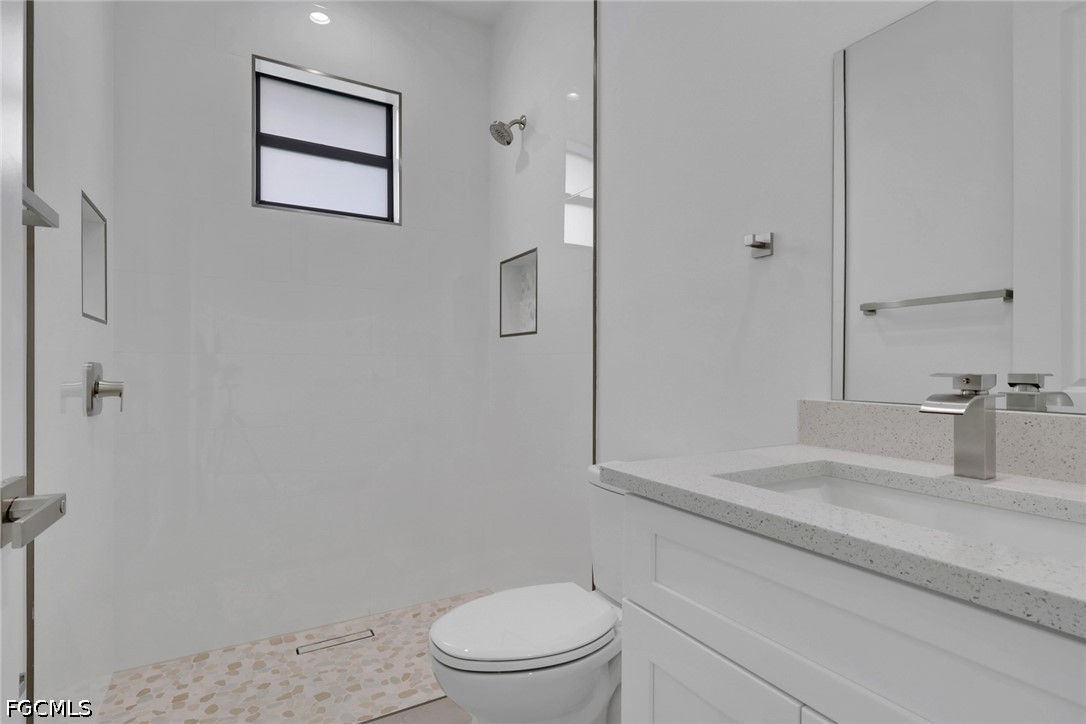 3 Bed SingleFamilyResidence for Sale in Cape Coral, photo 30