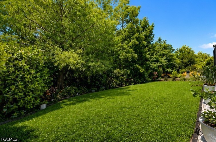 3 Bed Pool Home for Sale in Fort Myers, photo 30