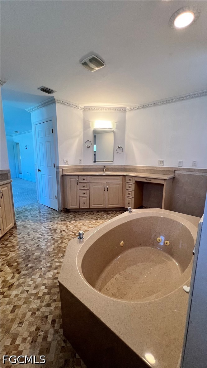 3 Bed SingleFamilyResidence for Sale in Lehigh Acres, photo 30