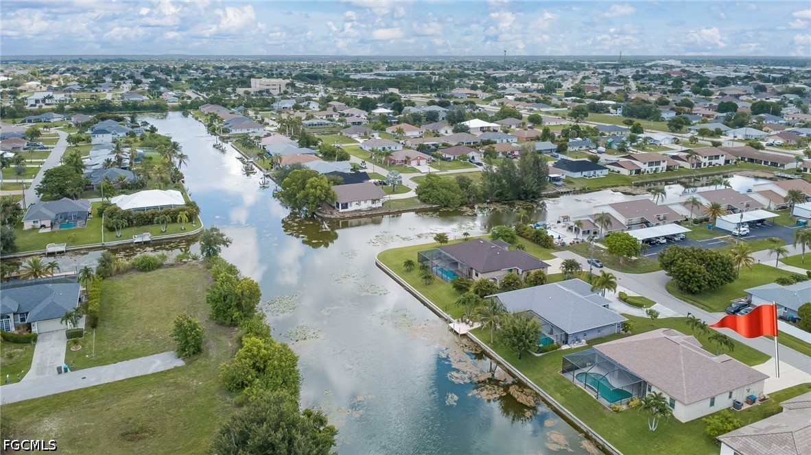 3 Bed Pool Home for Sale in Cape Coral, photo 30