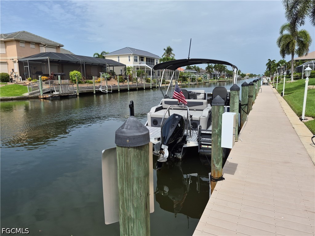 2 Bed Waterfront Home for Sale in Cape Coral, photo 30