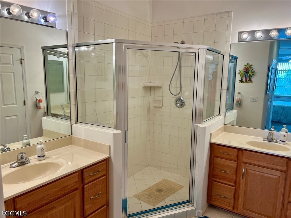 2 Bed Condominium for Sale in Sanibel View Condo, FL, $3,900 — photo 30