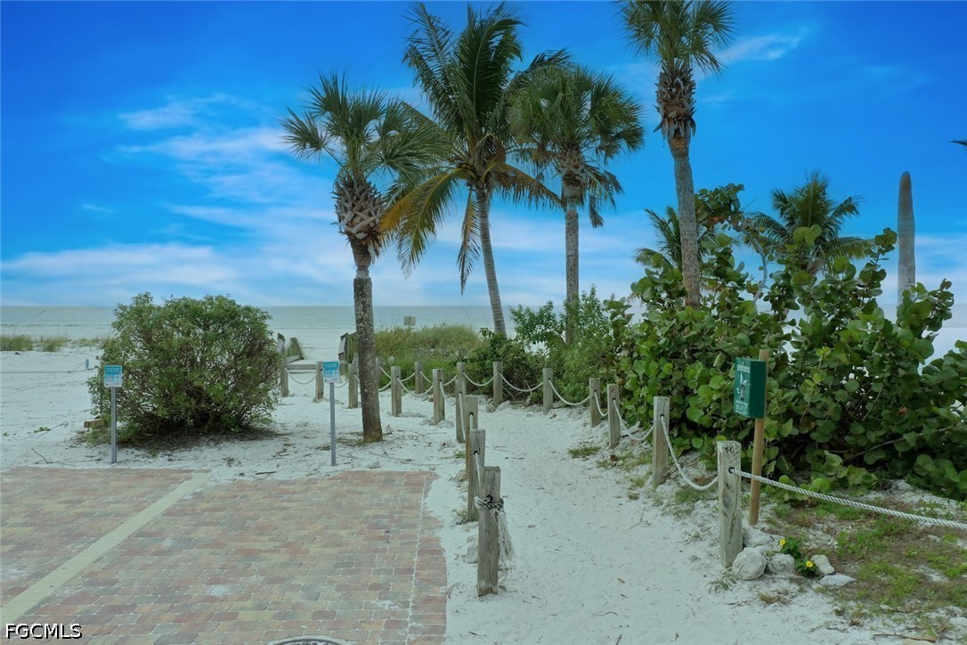 Residential for Sale in Mcphie Park, FL — photo 30