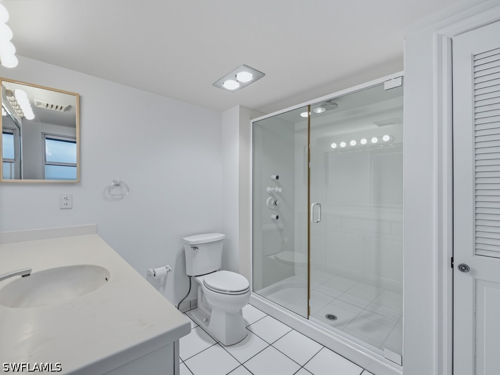 3 Bed Condominium for Sale in Westgate, photo 30