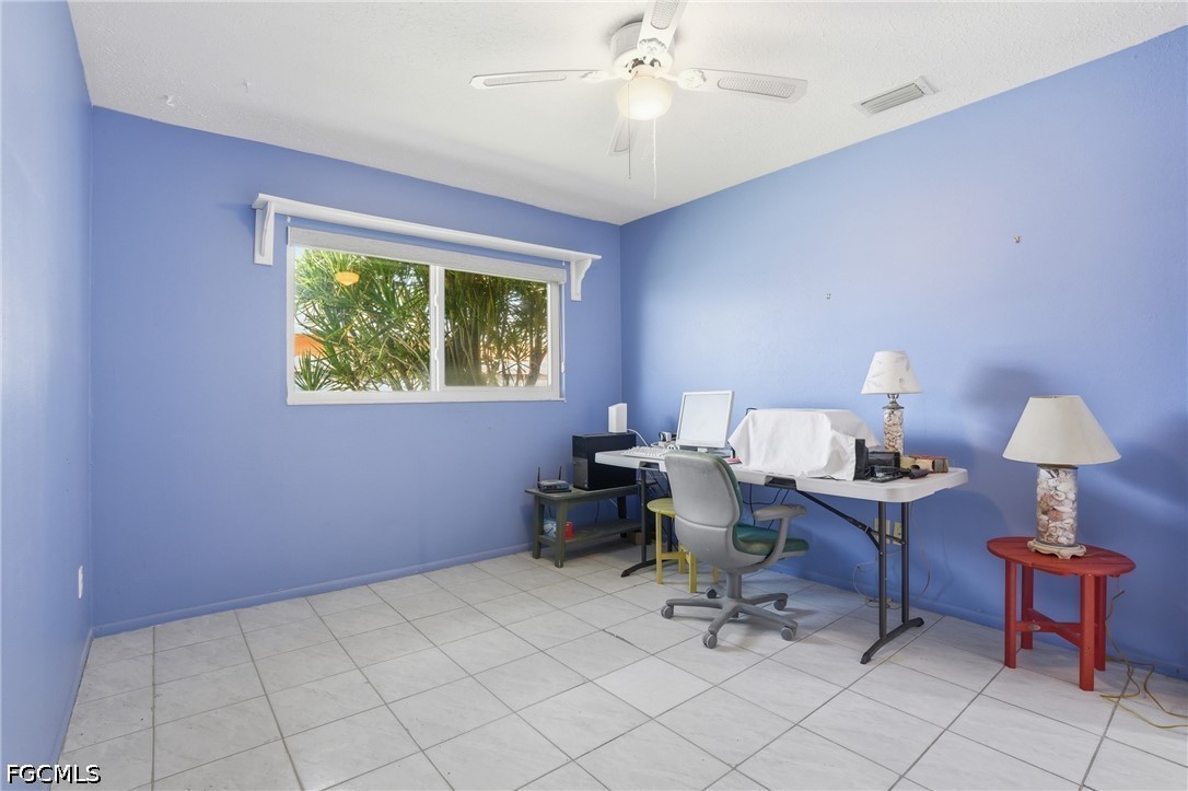 3 Bed Pool Home for Sale in Cape Coral, photo 30