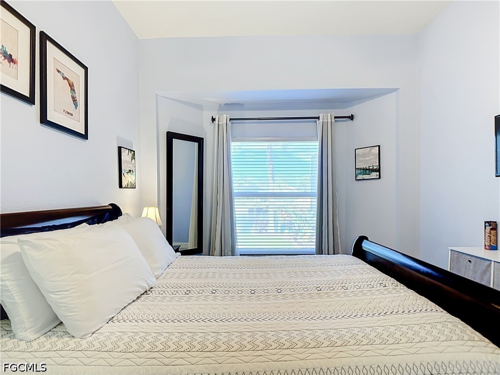 3 Bed Pool Home for Sale in Cape Coral, photo 30