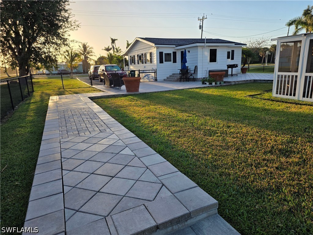 2 Bed SingleFamilyResidence for Sale in Everglades City, FL — photo 30