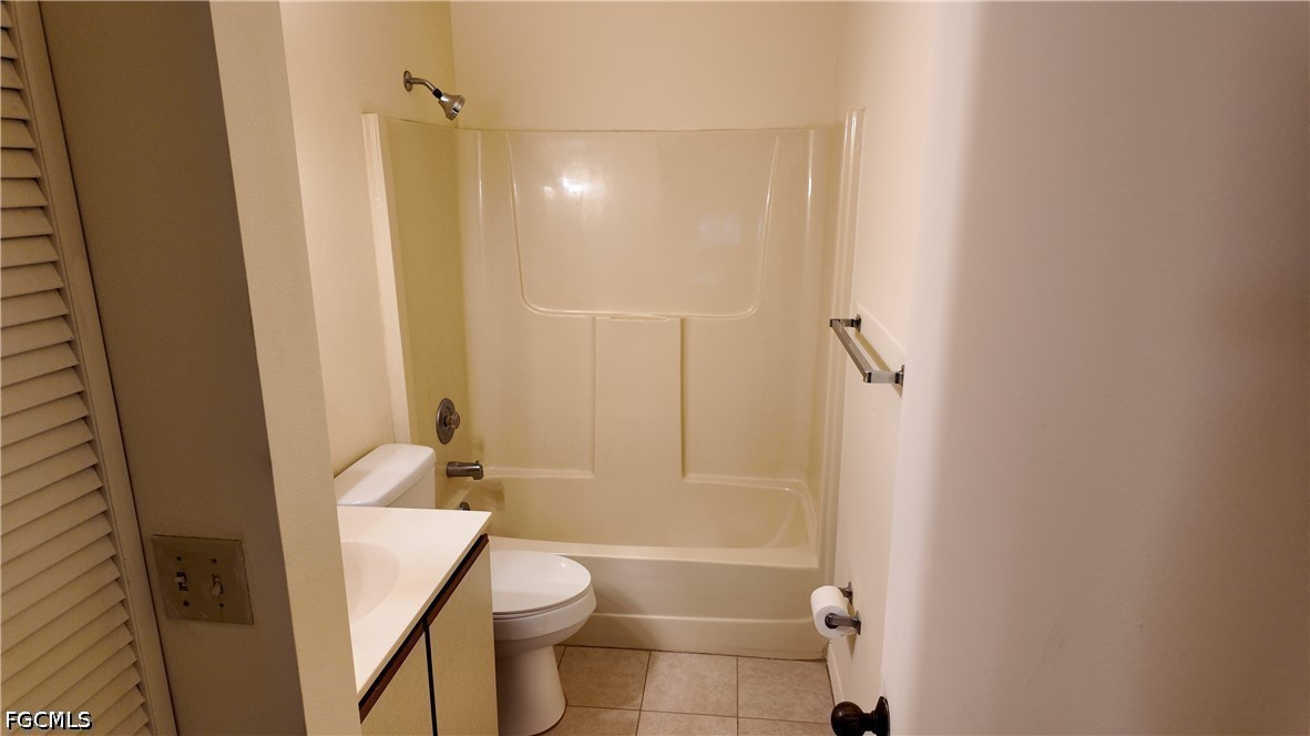 2 Bed Condominium for Sale in Naples, photo 30
